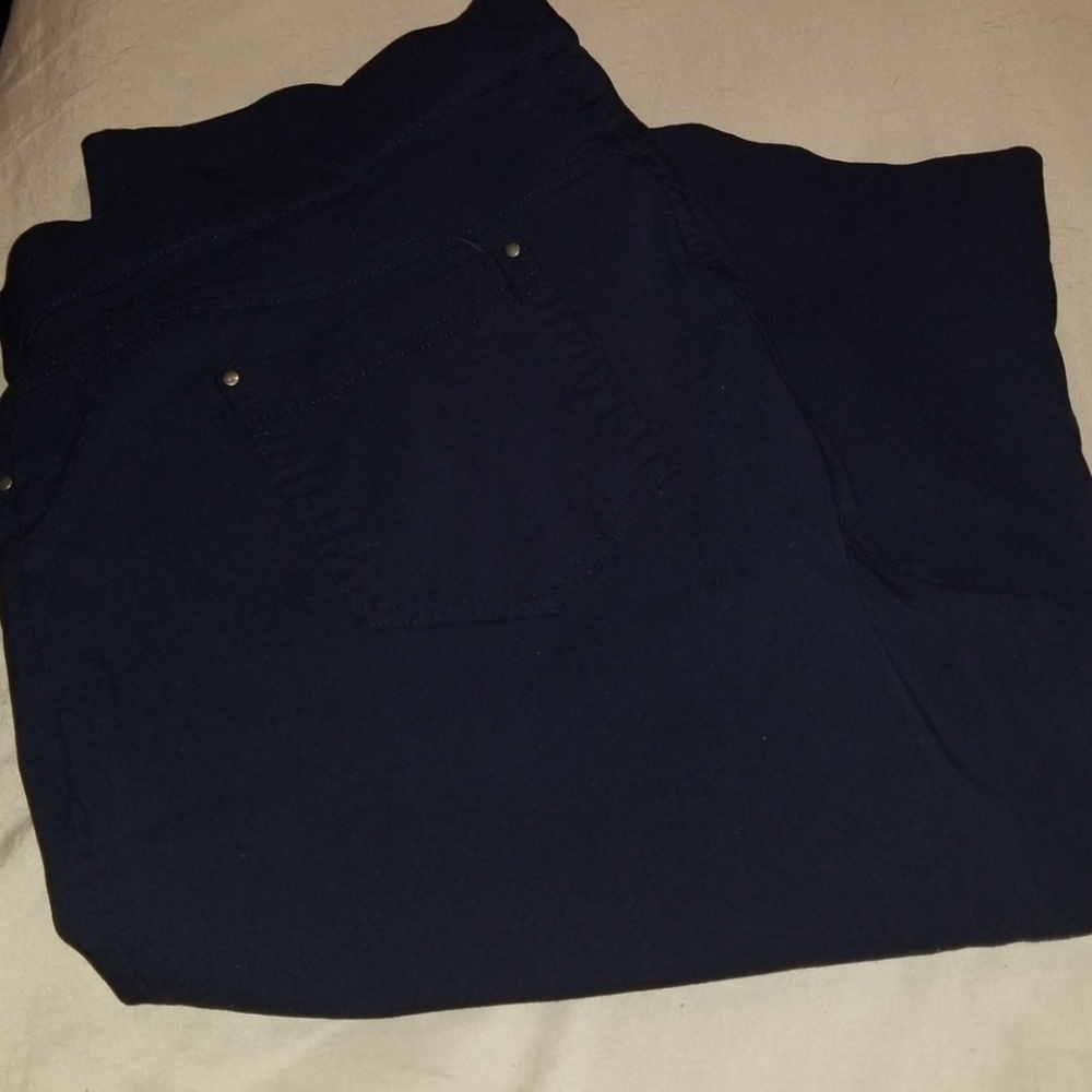 Plus Size Capris